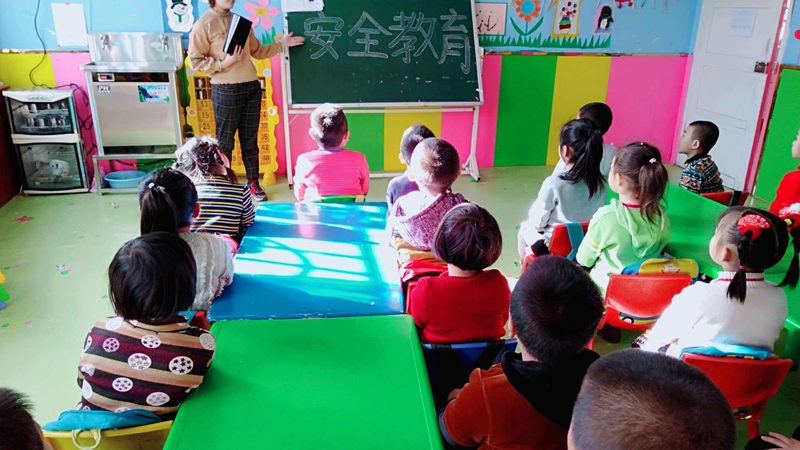 人力资源管理师资格证培训讲师：如何成为行业精英？**